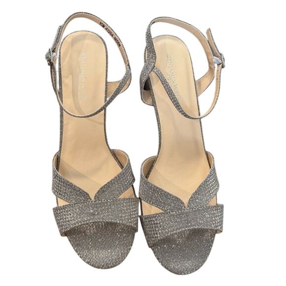 Benjamin Walk Riley Silver Glitter Strappy Block Heel Sandals 10 NWT - Picture 2 of 8